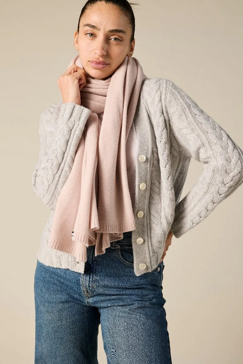 Cashmere Elouise Cable knit Cardigan in Pale Marle Grey