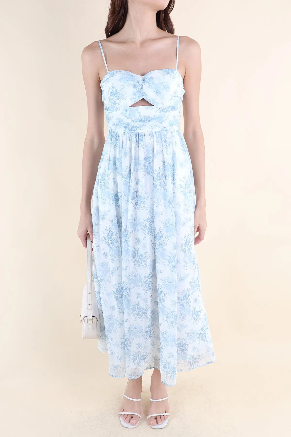 CECILY FLORAL MAXI IN SNOW BLUE