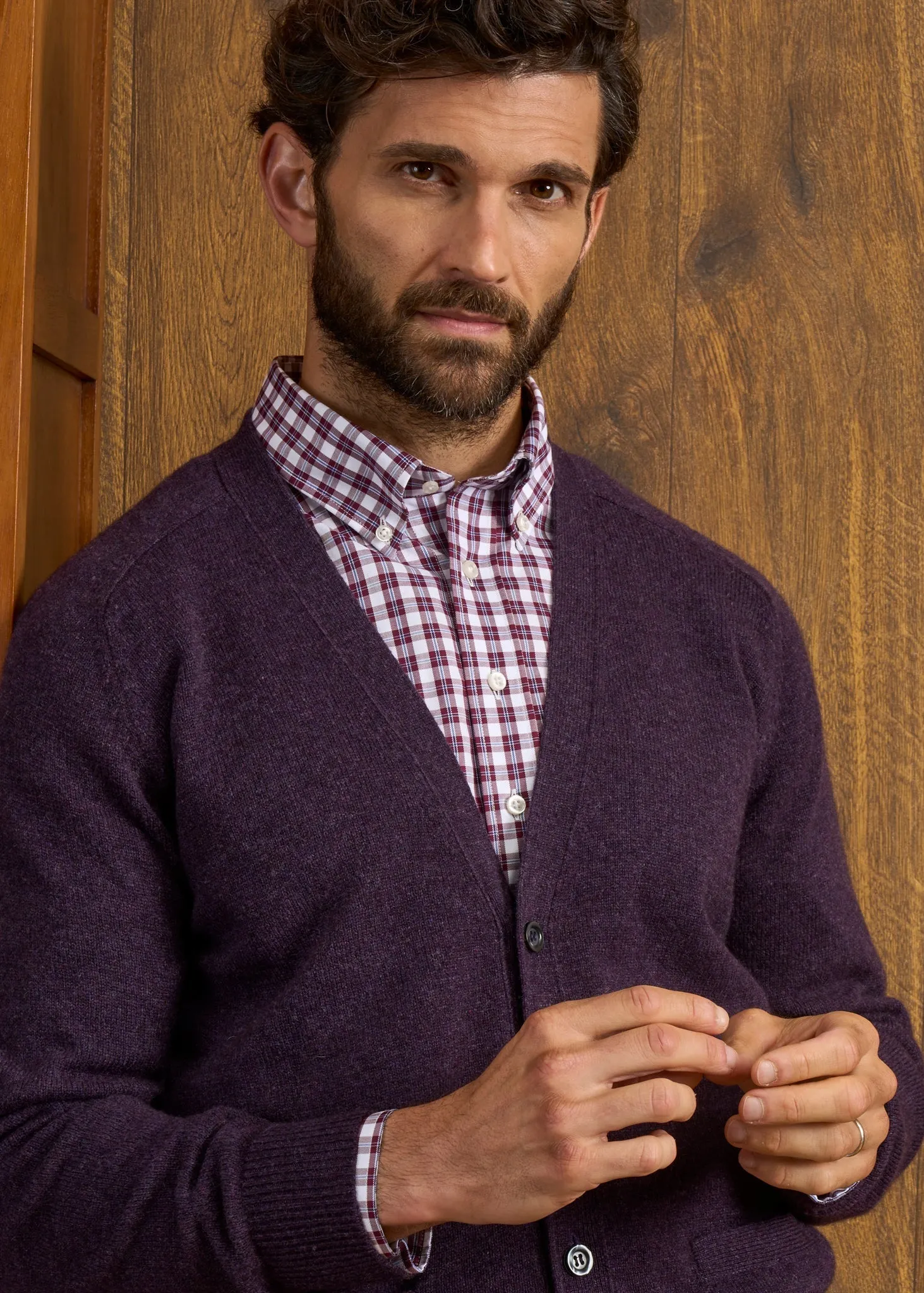 Cornwall Lambswool Cardigan in Elderberry - Classic Fit