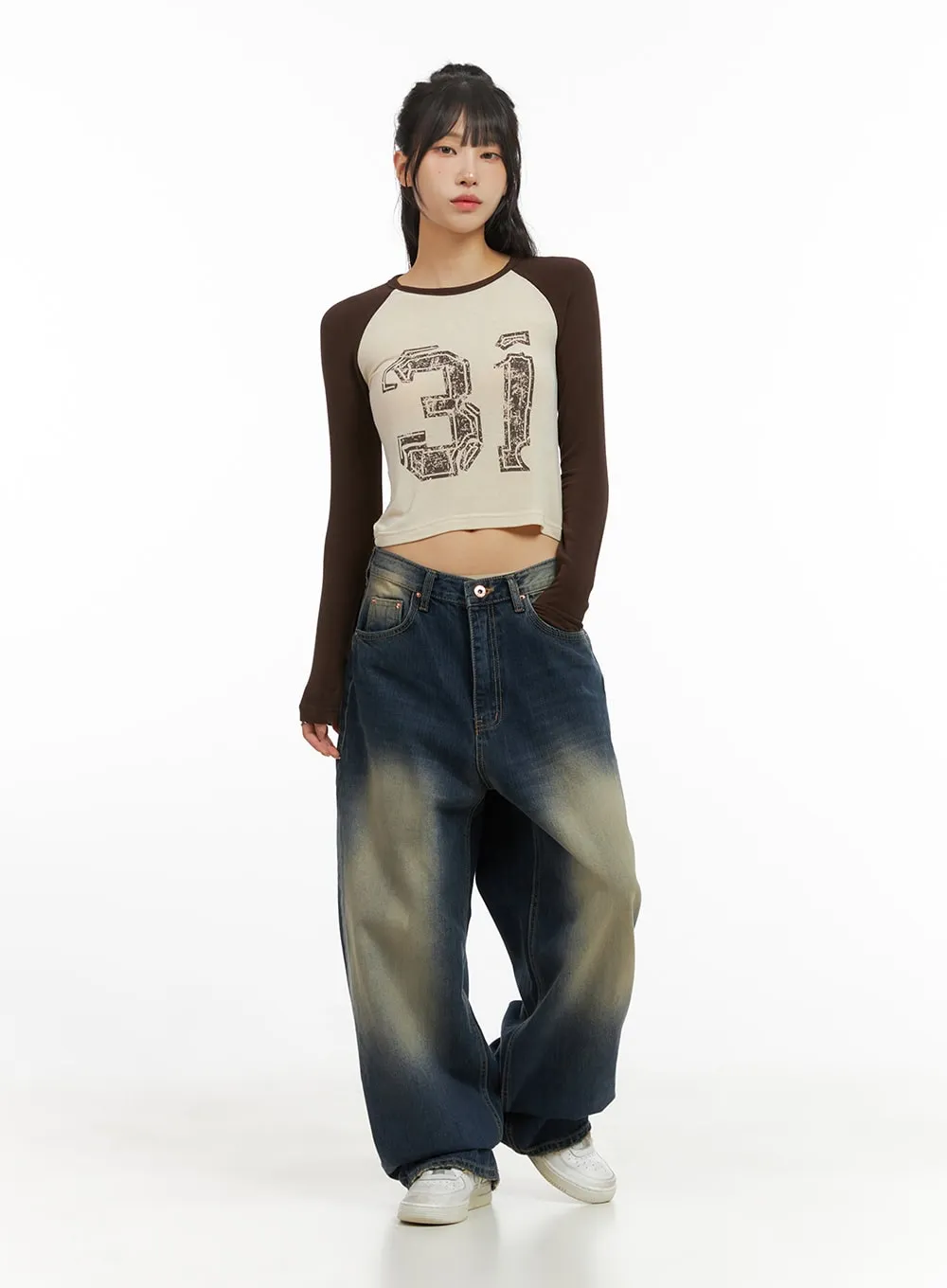 Graphic Raglan Long Sleeve Crop Tee CG421