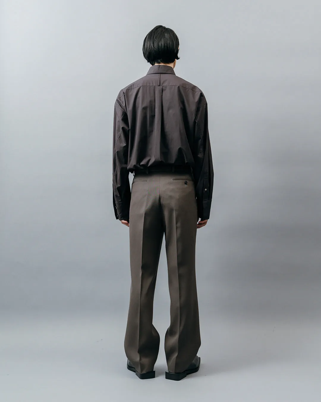 HEAVY WOOL ONETUCK STRAIGHT TROUSERS .10【GUNMETAL】