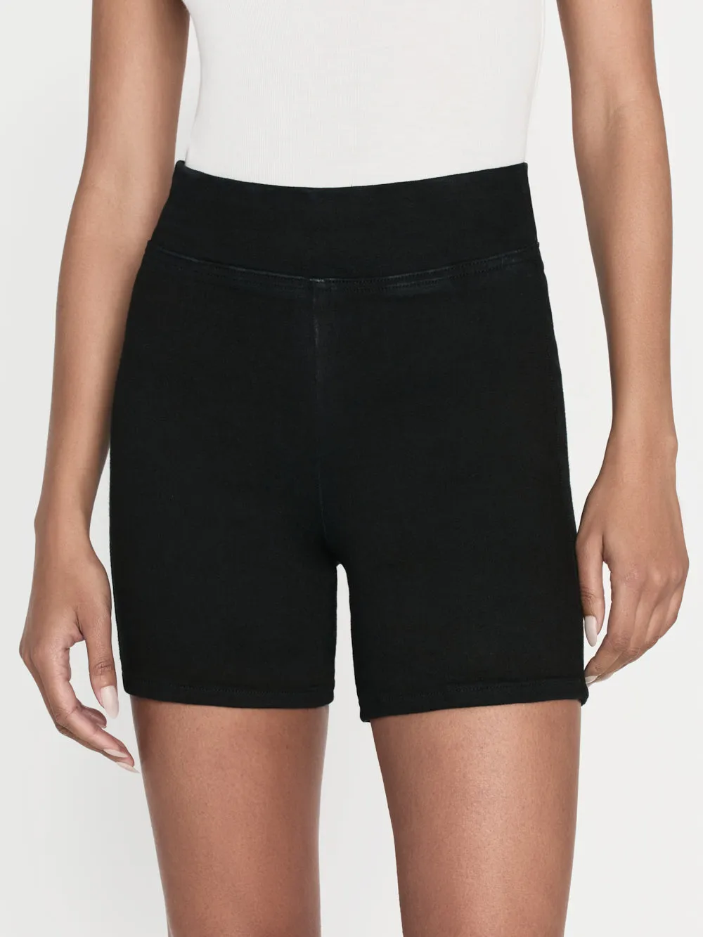 Jetset Short -- Sheen Noir