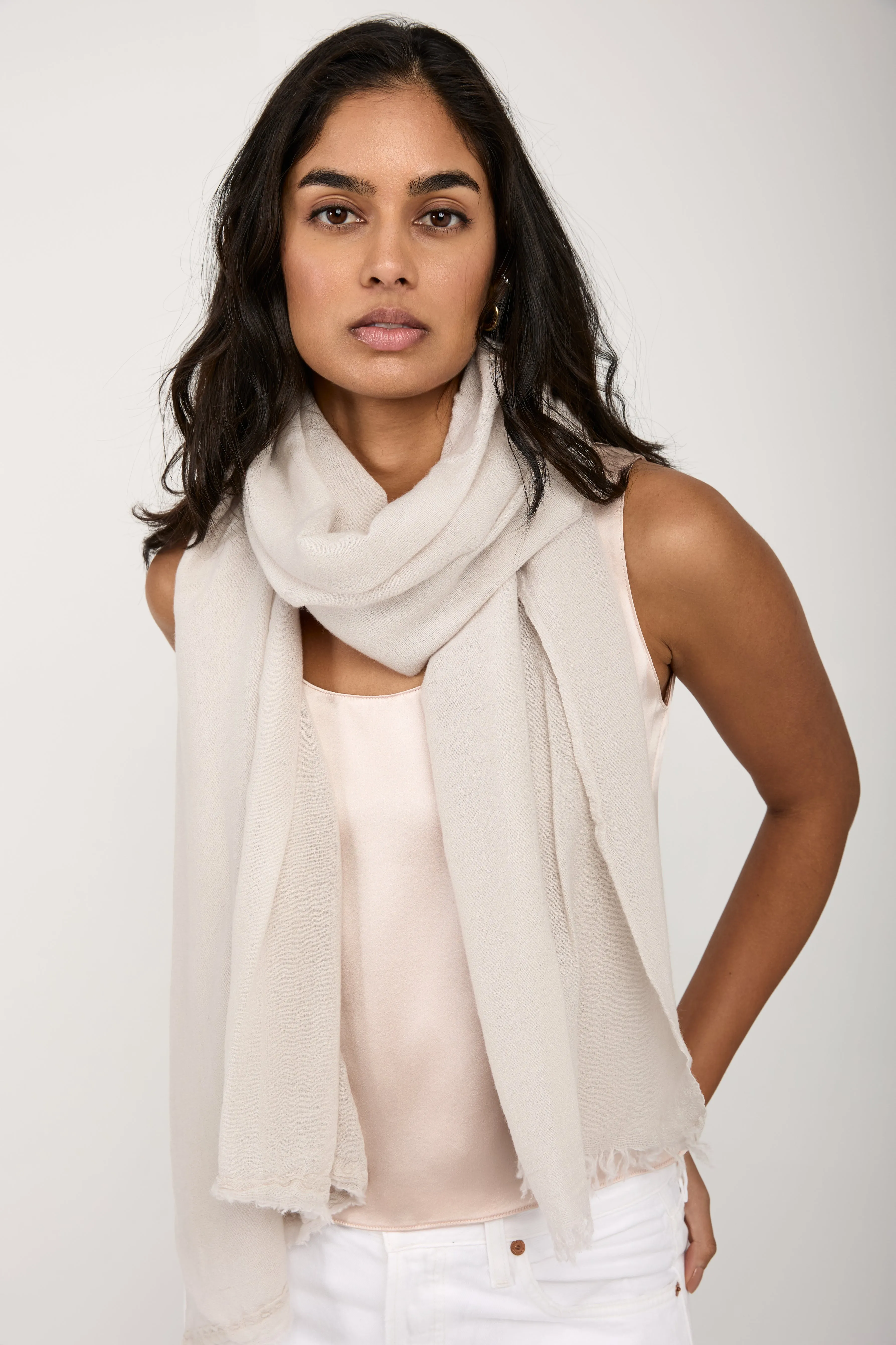 Net Cashmere Scarf in Sable