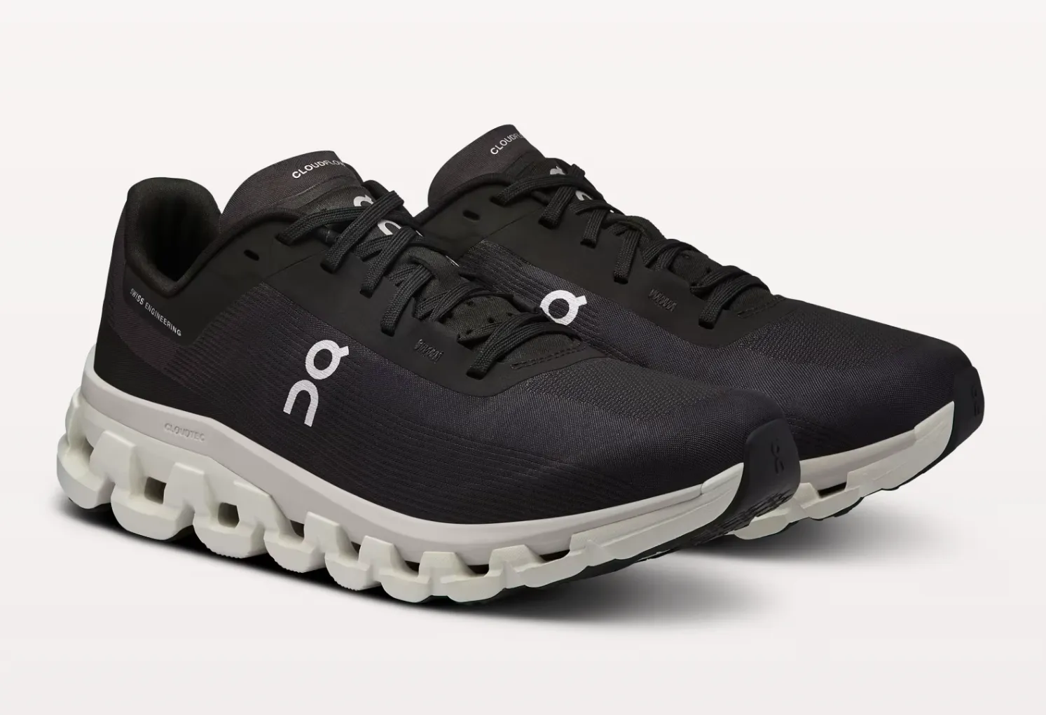 On Mens Cloudflow 4- Black/White (3MD30100299)