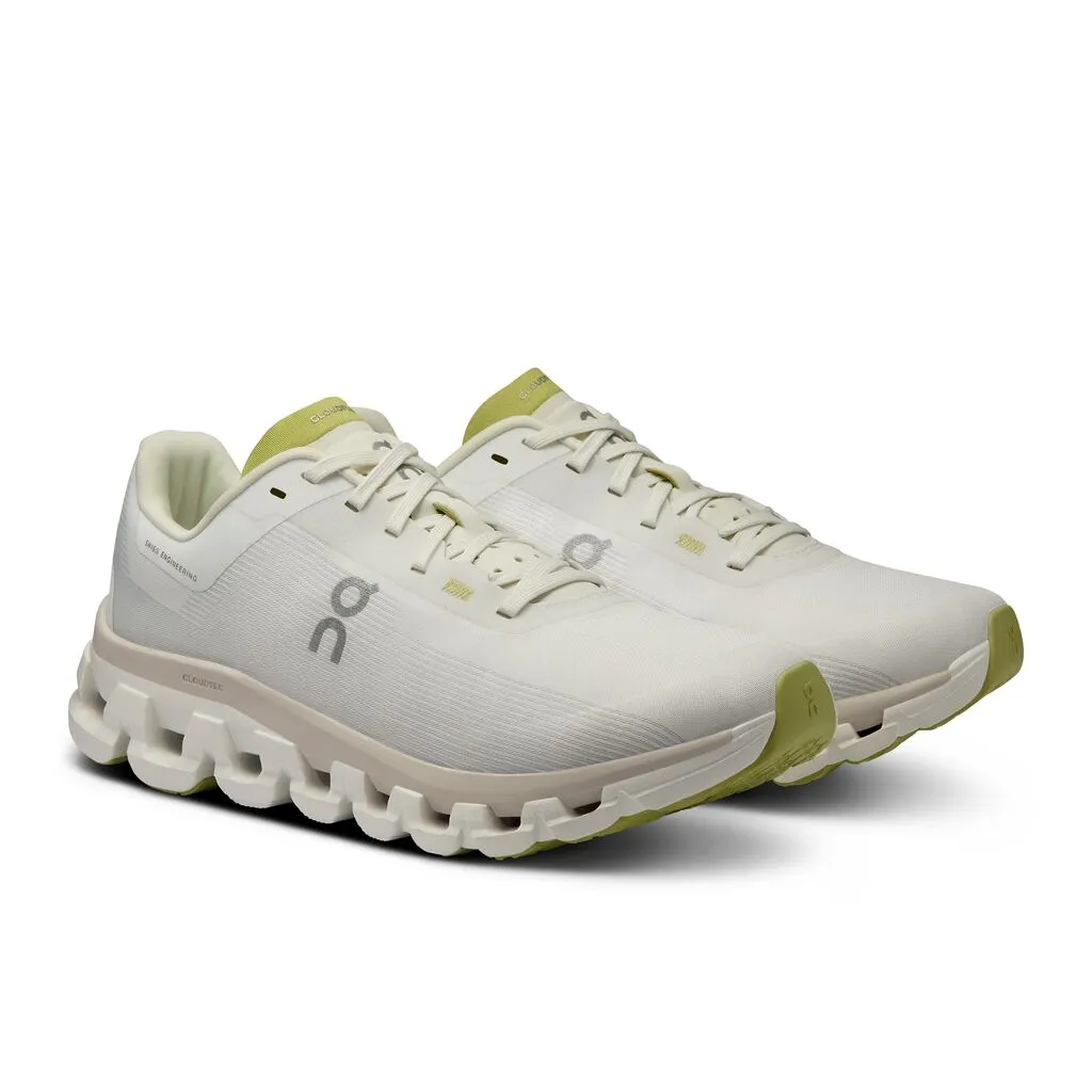 On Men's Cloudflow 4 Running Shoes White / Sand