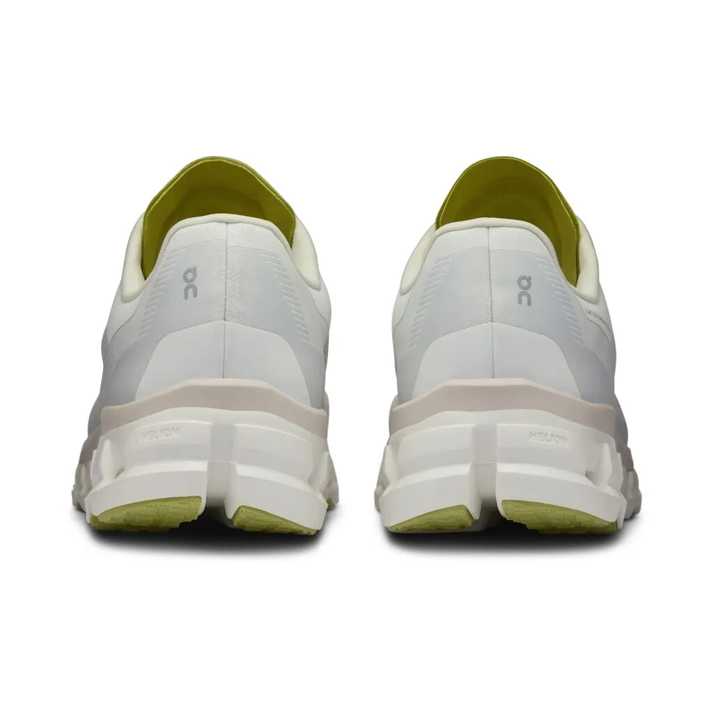 On Men's Cloudflow 4 Running Shoes White / Sand