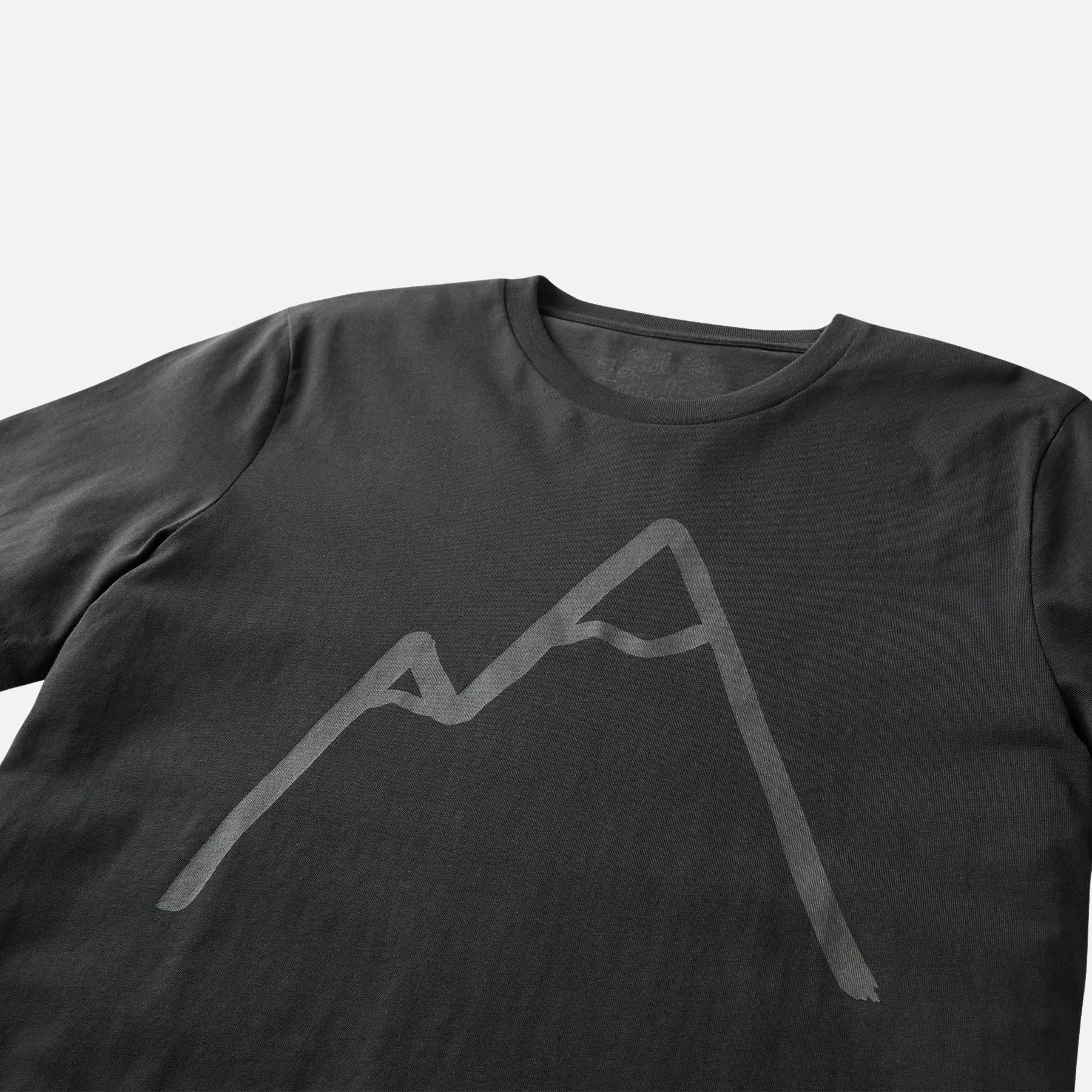 Simple Mountain T-shirt Made Of Organic Cotton