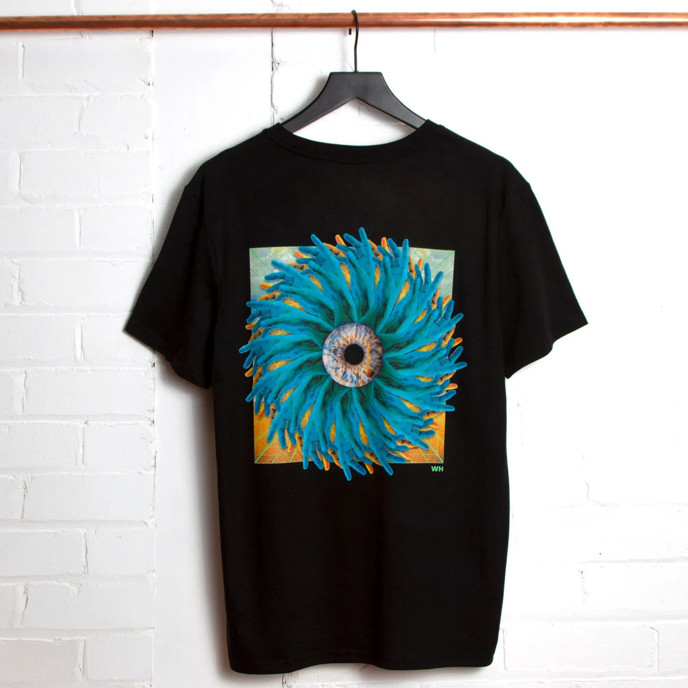 Sun Applause Back Print - Tshirt - Black