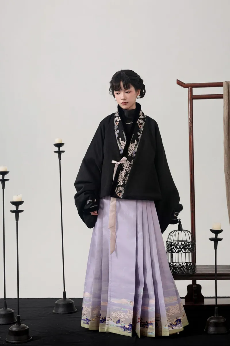 Tui Qiu 退秋 Return to Autumn Modernized Ming Winter Jiaoling Ao Jacket & Mamian Aoqun Set